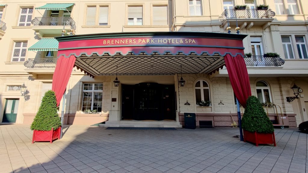 Brenners Park Hotel Baden Baden Eingang 2