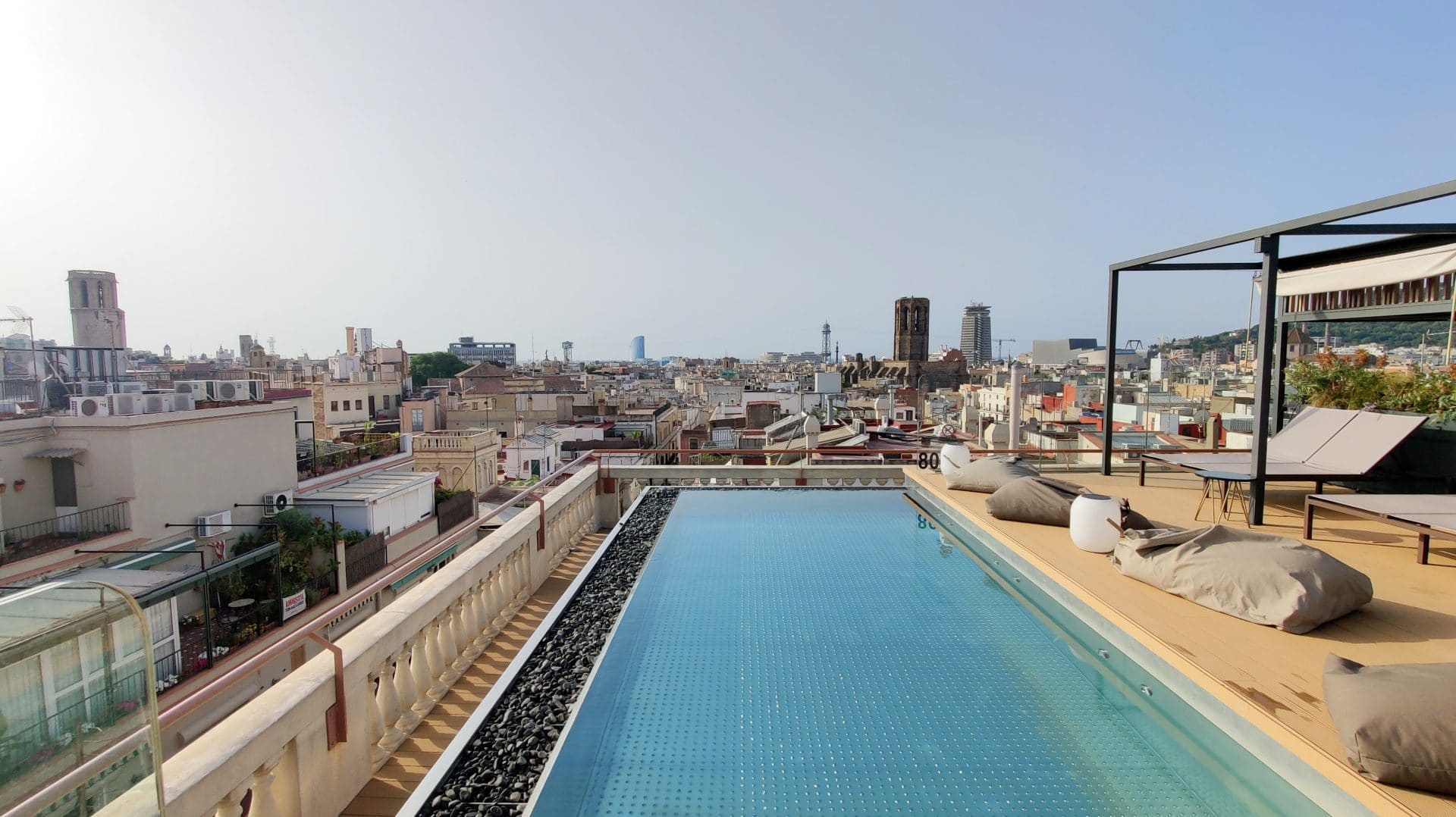 Kimpton Vividora Barcelona Rooftop Pool 2