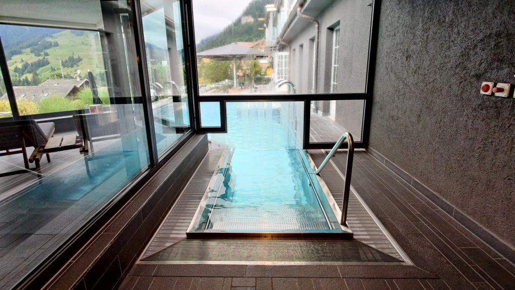 The Cambrian Adelboden Spa Whirlpool Eingang