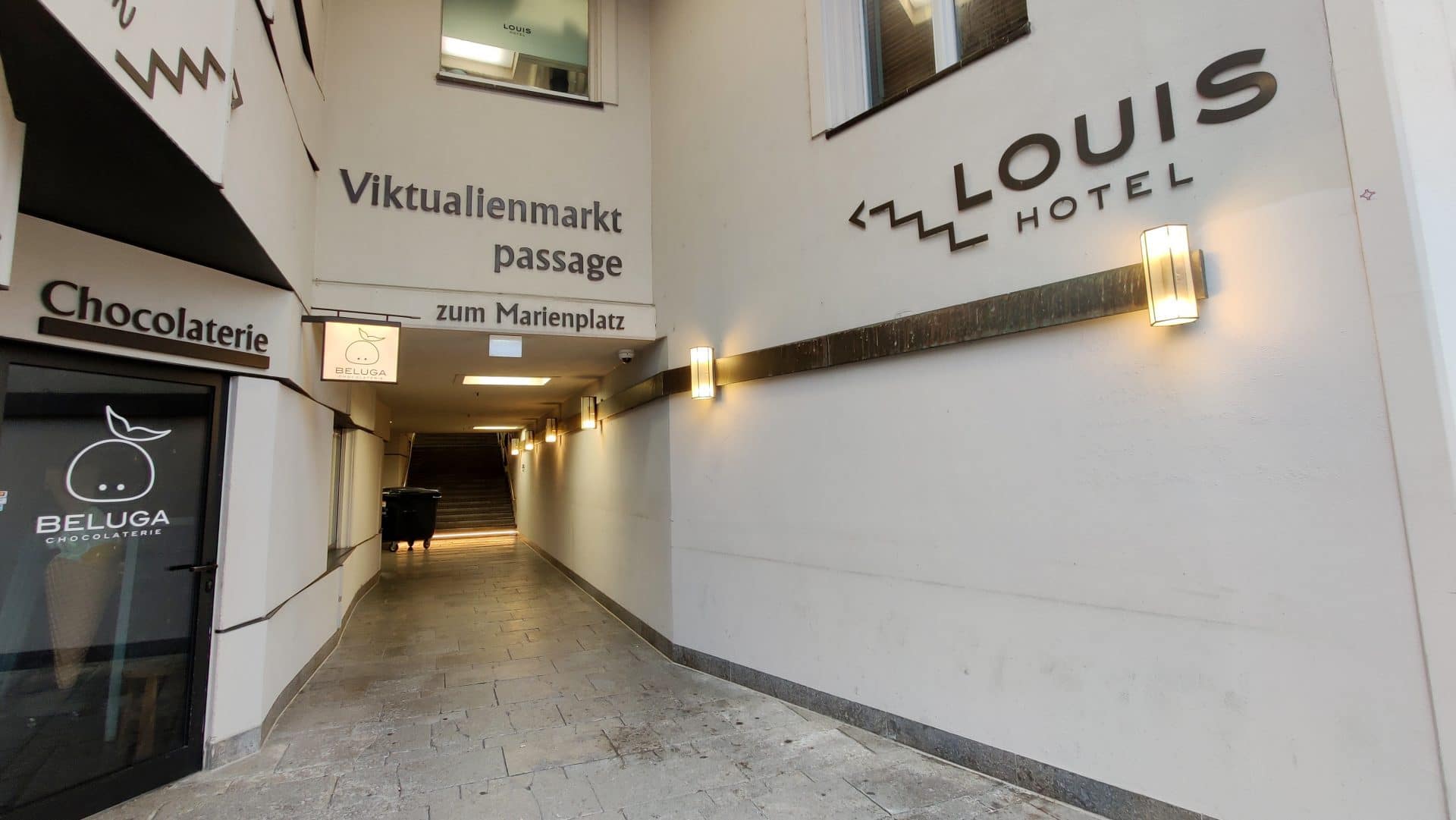 Louis Hotel Muenchen Eingang