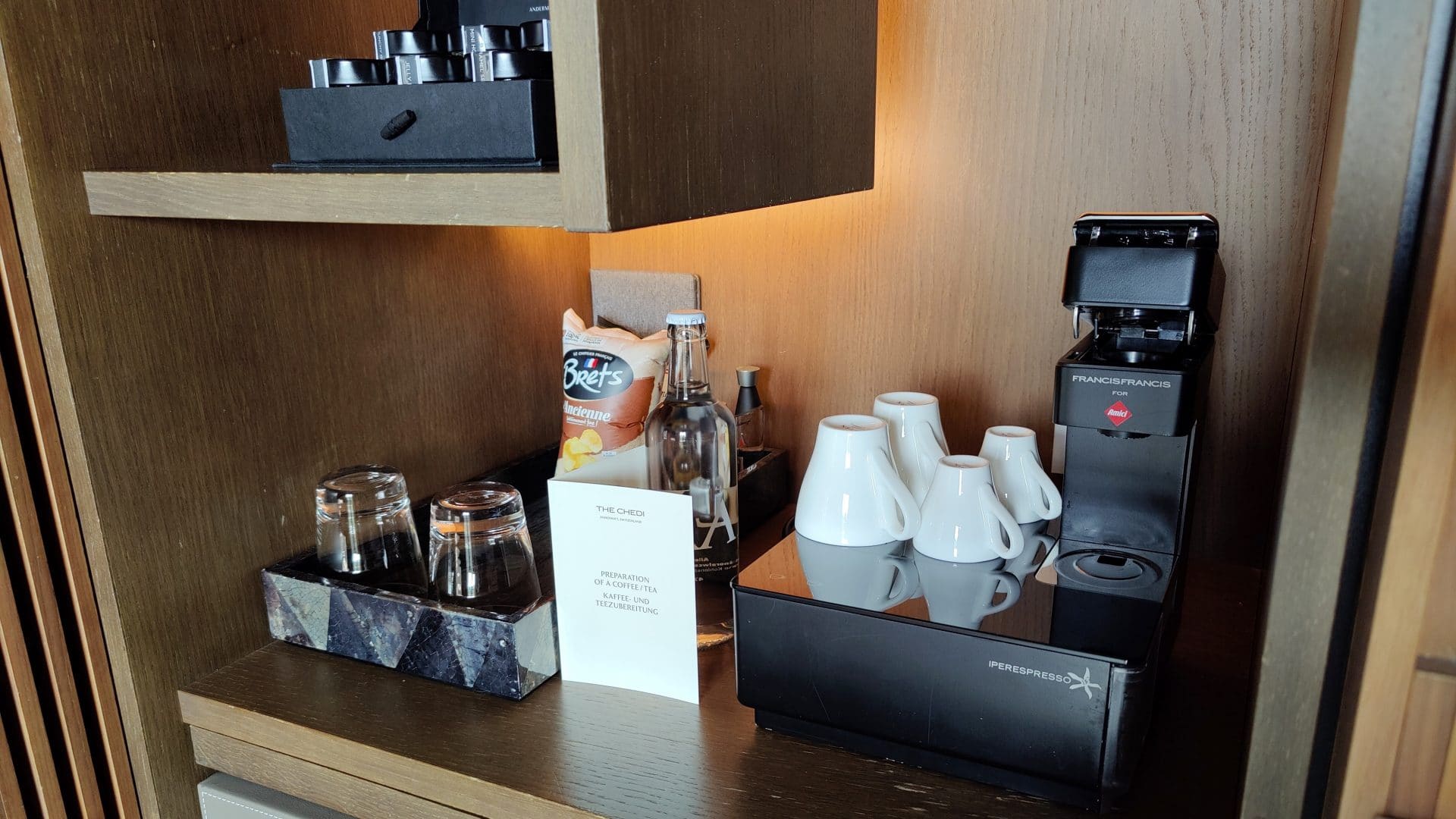 The Chedi Andermatt Deluxe Zimmer Kaffeemaschine