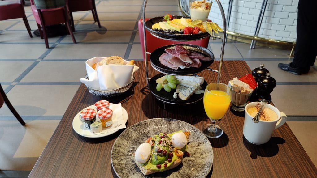 Waldorf Astoria Edinburgh Frühstück