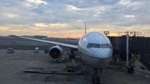 United 767 Ewr Sunrise Cropped