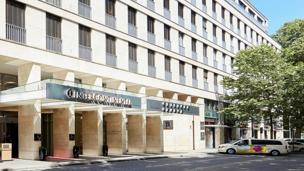 CA1772D7 9214 40C8 A245 A42CA62352F6 1 105 C