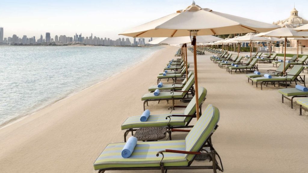 Raffles The Palm Dubai Strand