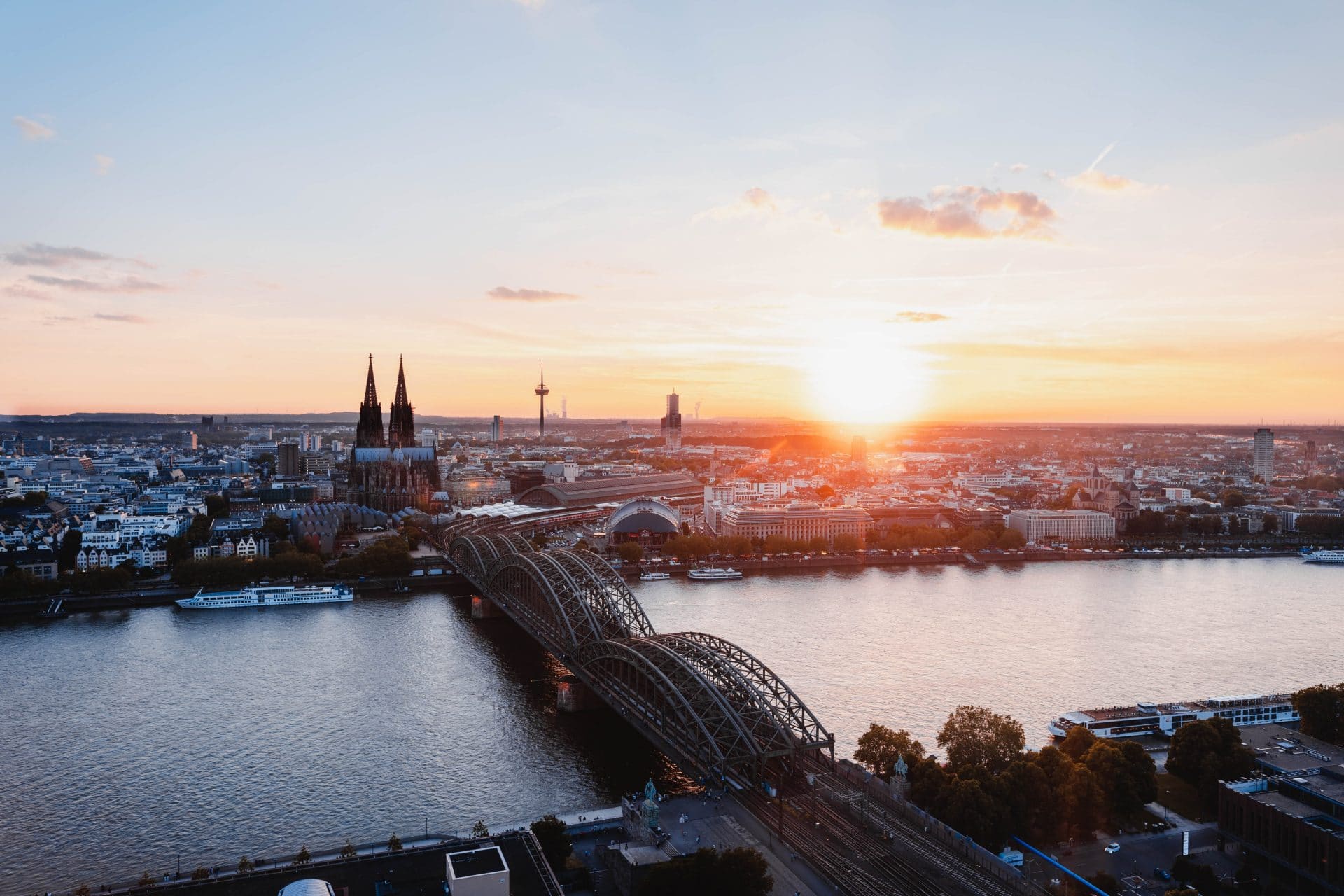 Köln, Dom, sonnenuntergang