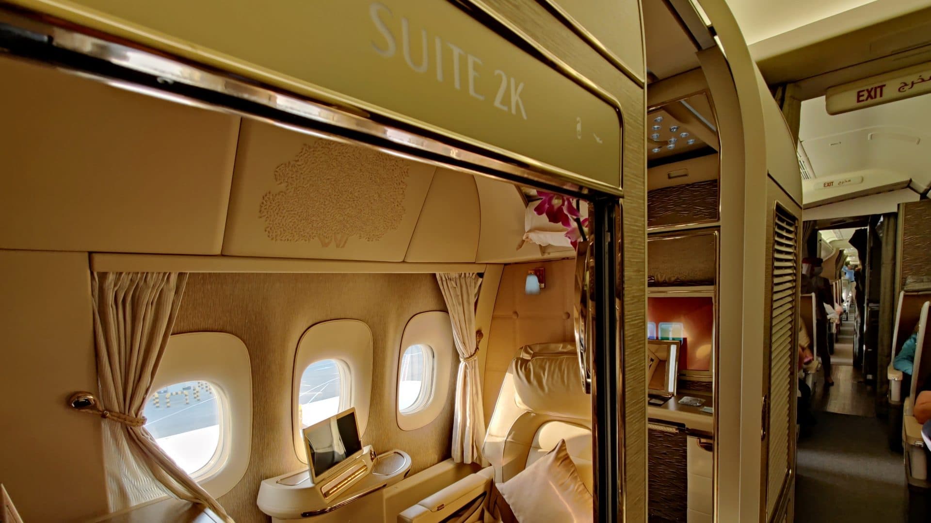 Emirates First Class Boeing 777 Suite