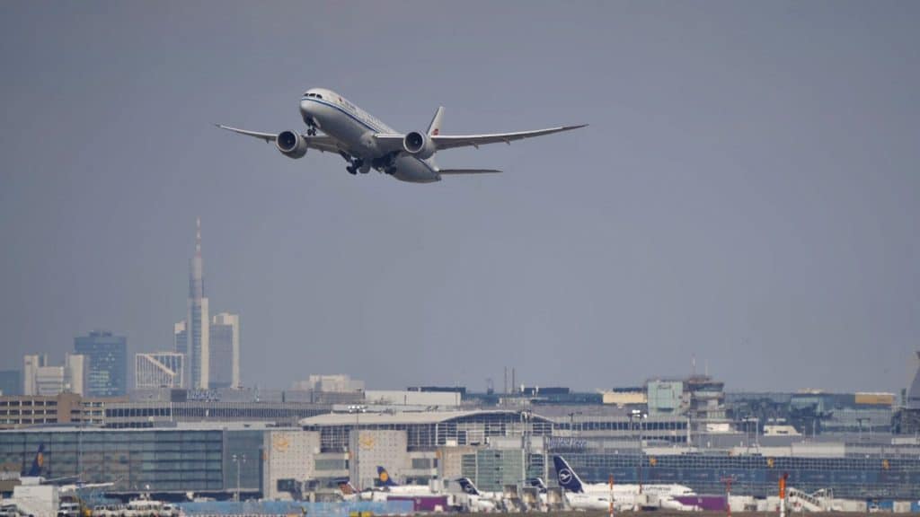 Flughafen Frankfurt will für Sommerflugperiode mindestens 1000 neue Mitarbeiter einstellen