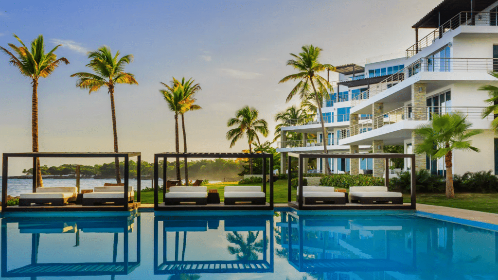 Ocean Club Marriott Luxury Collection Pool