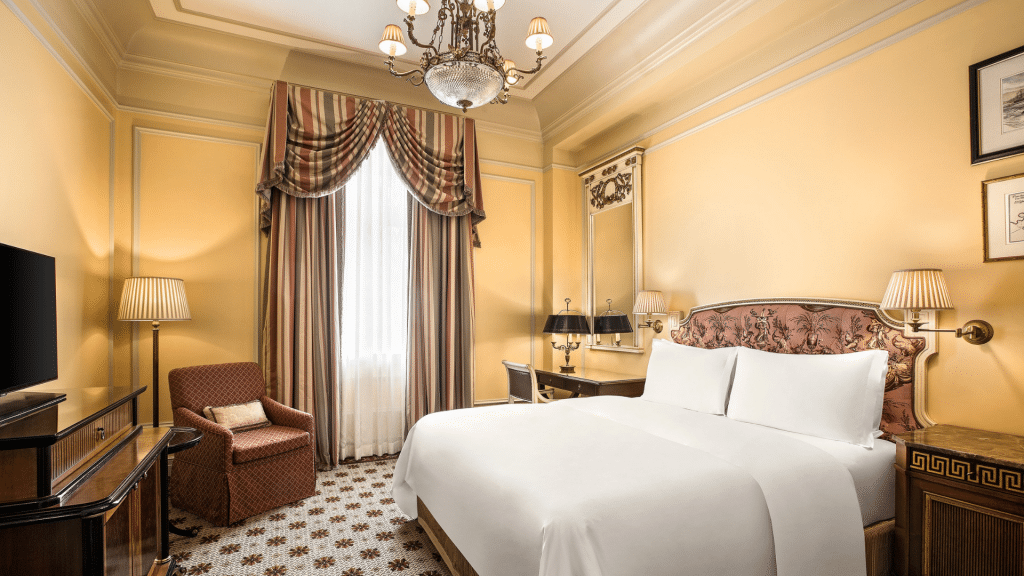 Hotel Grande Bretagne Classic Gaestezimmer