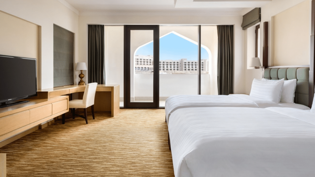 Shangri La Barr Al Jissah Resort Suite