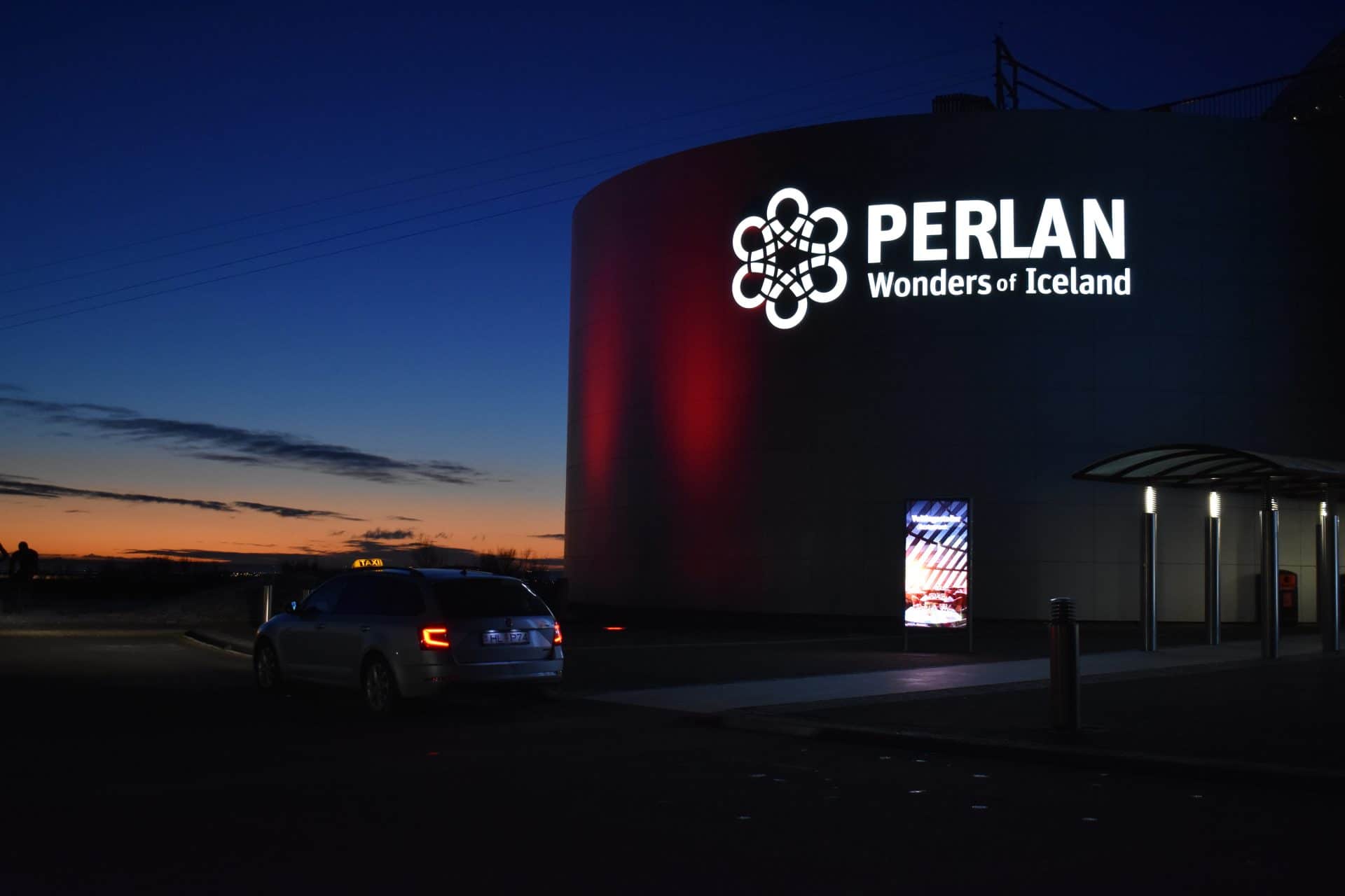 Aussichtsgebäude Perlan in Reykjavík in Island