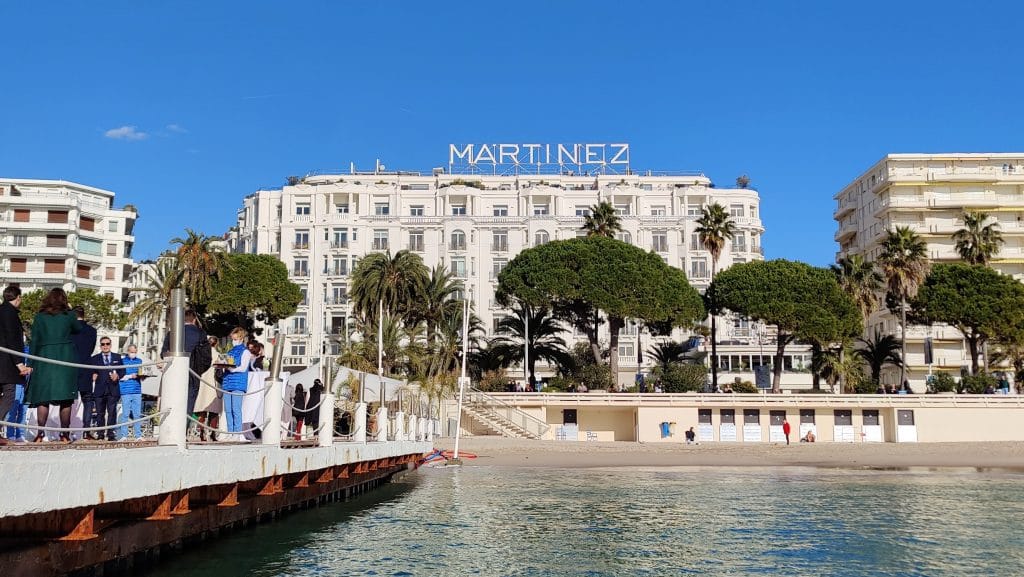 Hotel Martinez Cannes Gebaeude 2