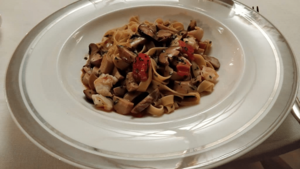 Hotel De Russie Rom Restaurant Tagliatelle Mit Meeresfruechten