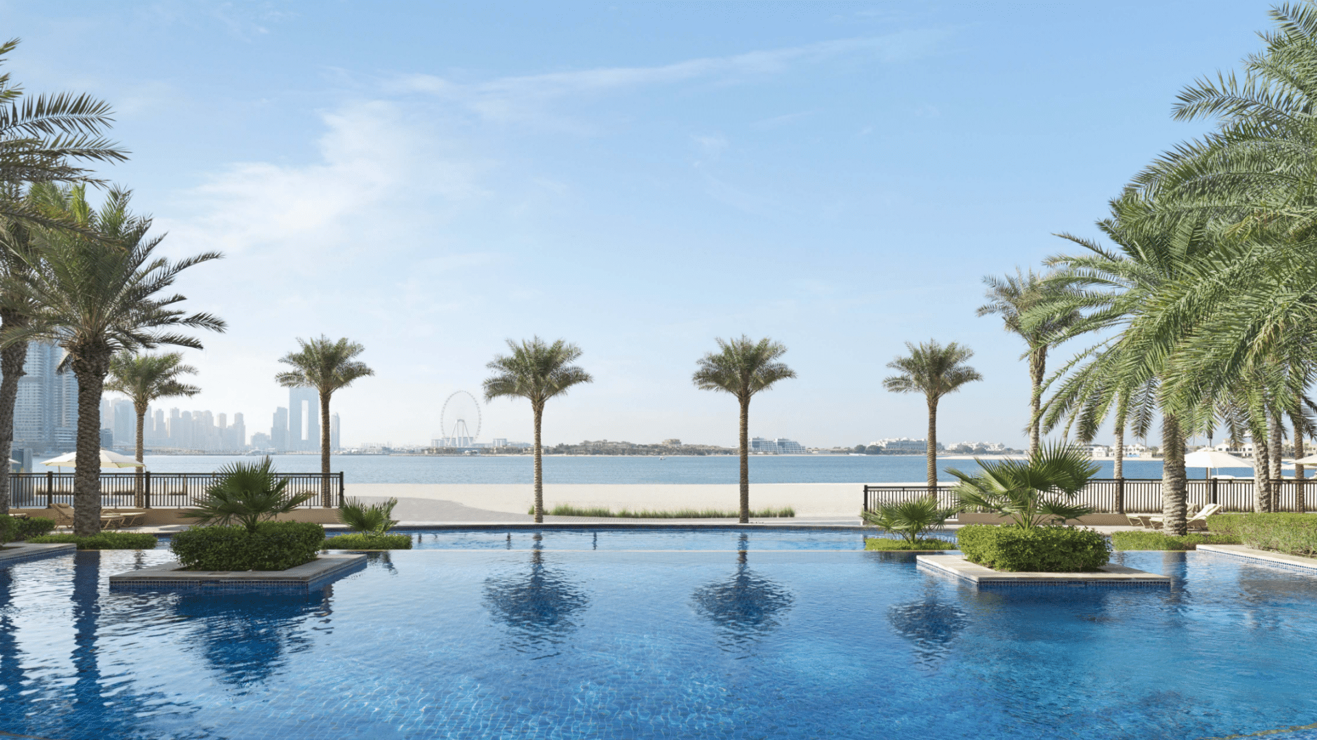 The Fairmont The Palm Dubai Pool