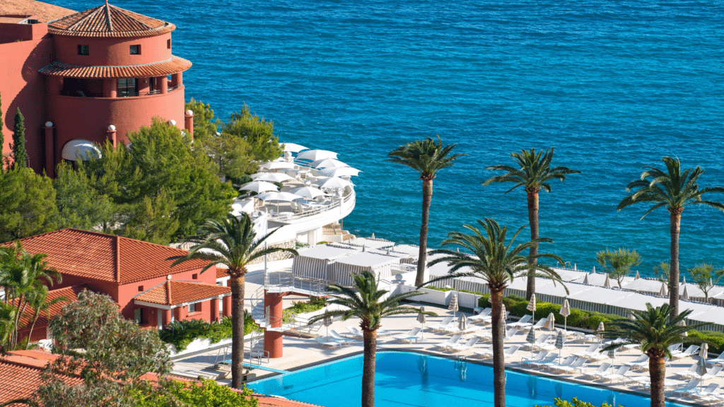 Monte Carlo Beach Hotel Aussenansicht
