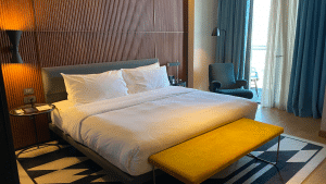 Le Meridien Batumi Zimmer Bett (1)
