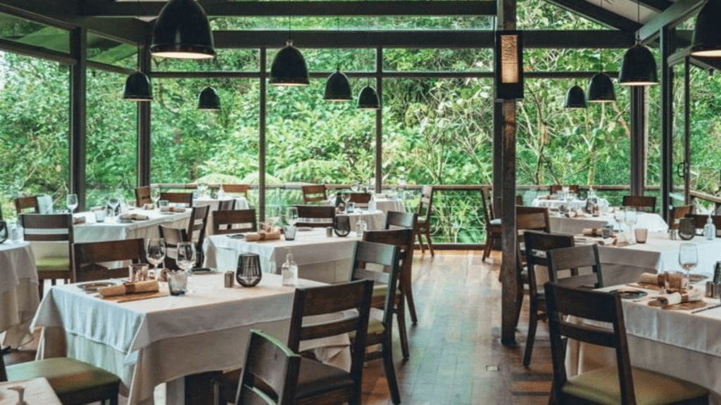 El Silencio Lodge Und Spa Restaurant Las Ventanas