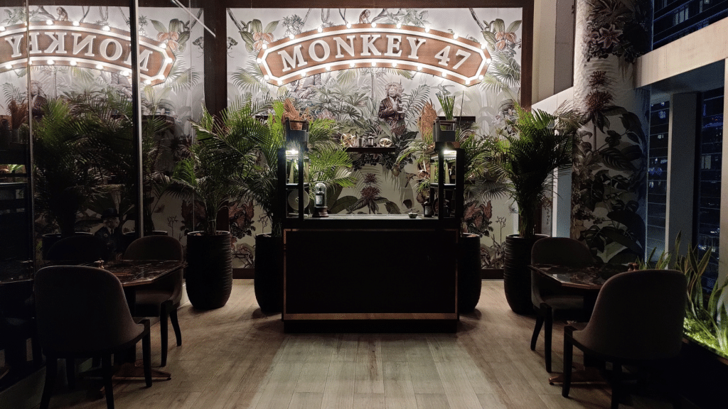 Monkey 47 Bar im Waldorf Astoria Dubai DIFC 