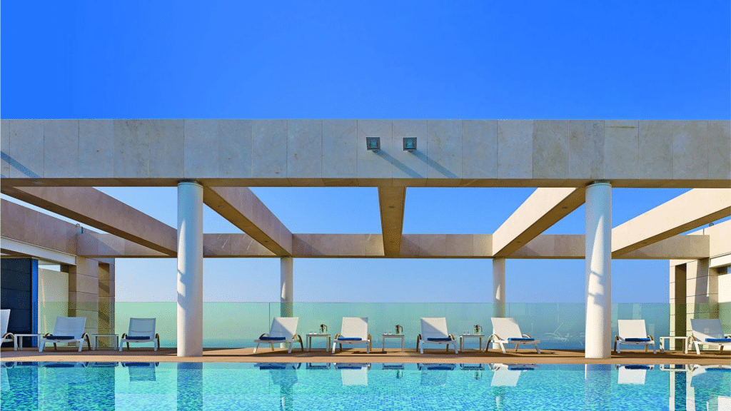 Ritz Carlton Herzliya Pool