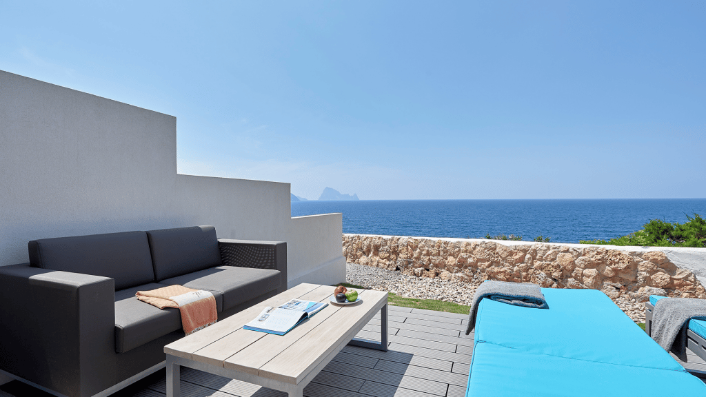 7 Pines Resort Ibiza Cliffsuite Duplex Terrasse