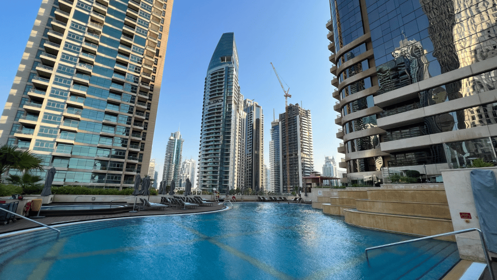 Pool im Grosvenor House Dubai