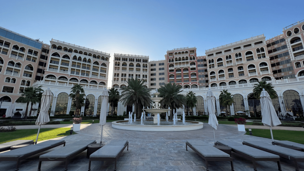 The Ritz Carlton Abu Dhabi Grand Canal 