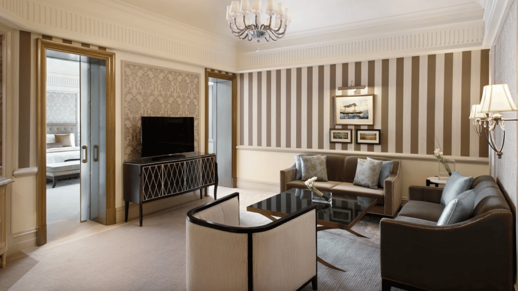 Habtoor Palace Dubai Hilton Diplomat Suite Wohnzimmer