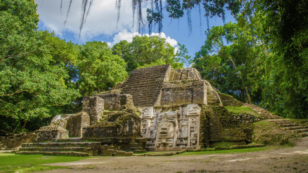 Lamanai Ruine In Belize