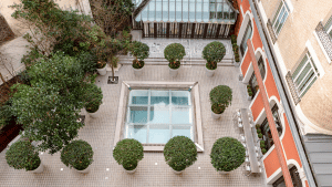 Le Royal Monceau Raffles Paris Terrasse