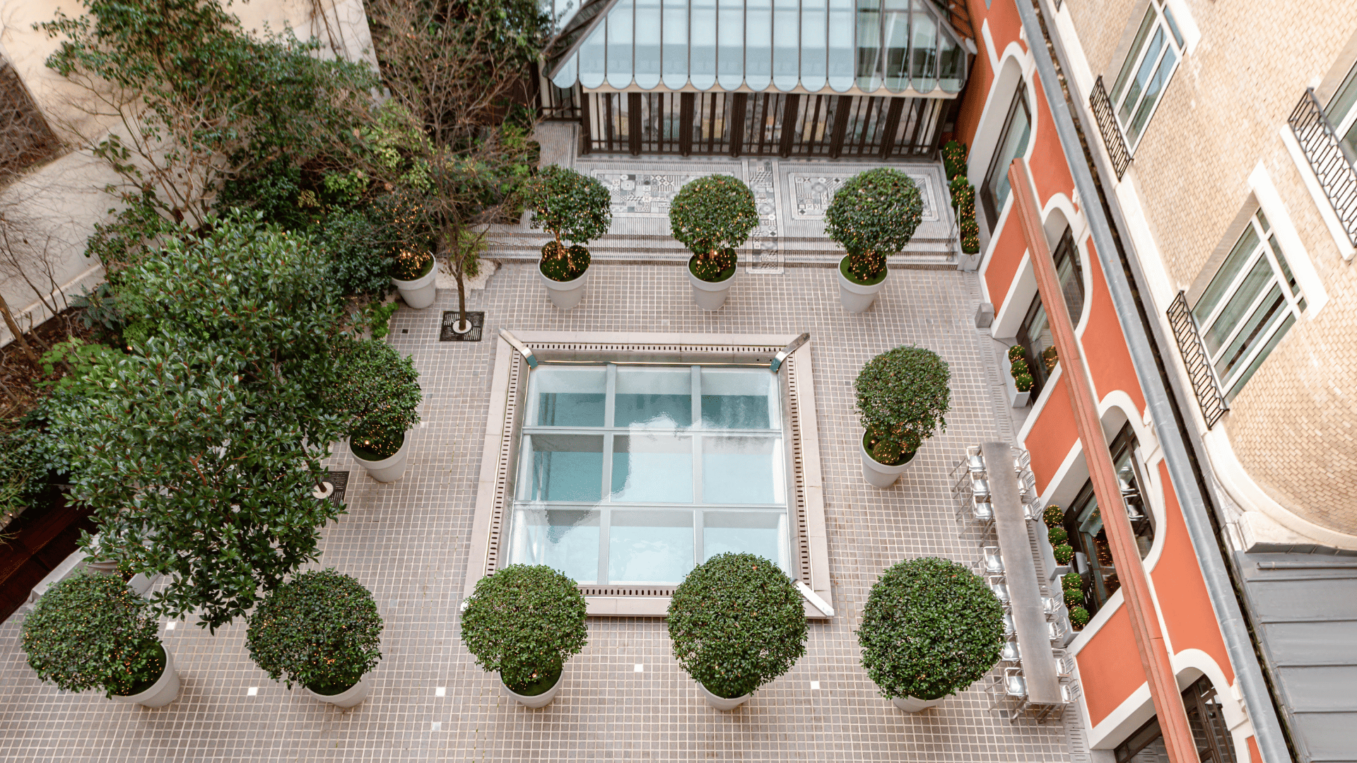 Le Royal Monceau Raffles Paris Terrasse