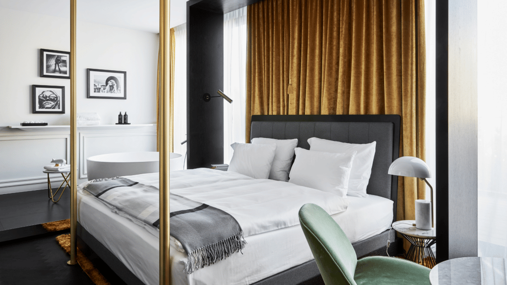 Roomers Muenchen Superior Premium Suite