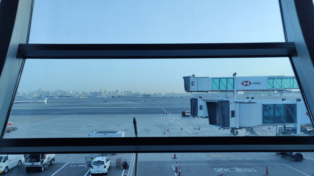 Ausblick aus der Emirates First Class Lounge Dubai C 