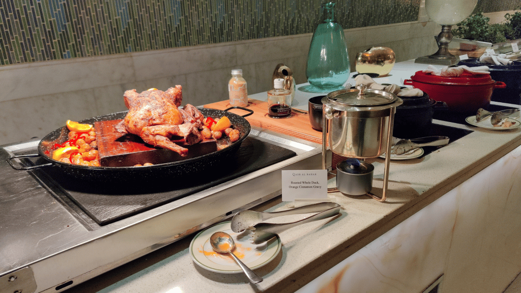 Gebratene Ente zum Abendessen im Waldorf Astoria Ras Al Khaimah 