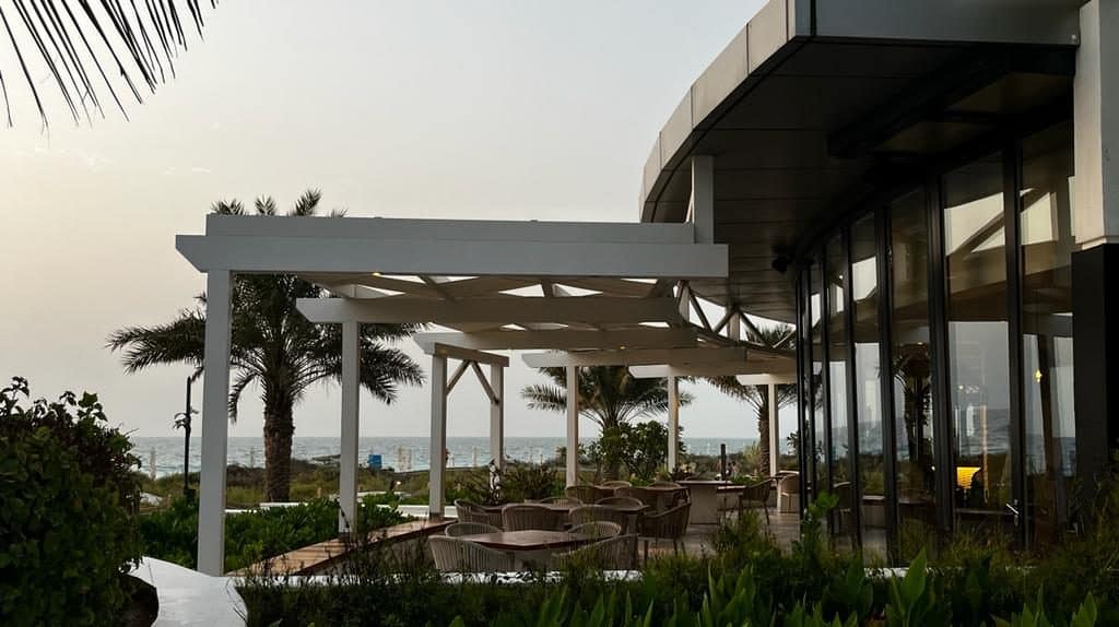 Jumeirah Island Resort Restaurant 2