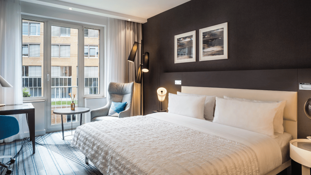 Le Meridien Stuttgart Deluxe Chic Gästezimmer