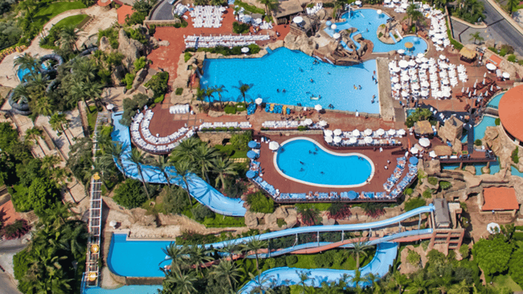 Le Royal Hotel Beirut Pool