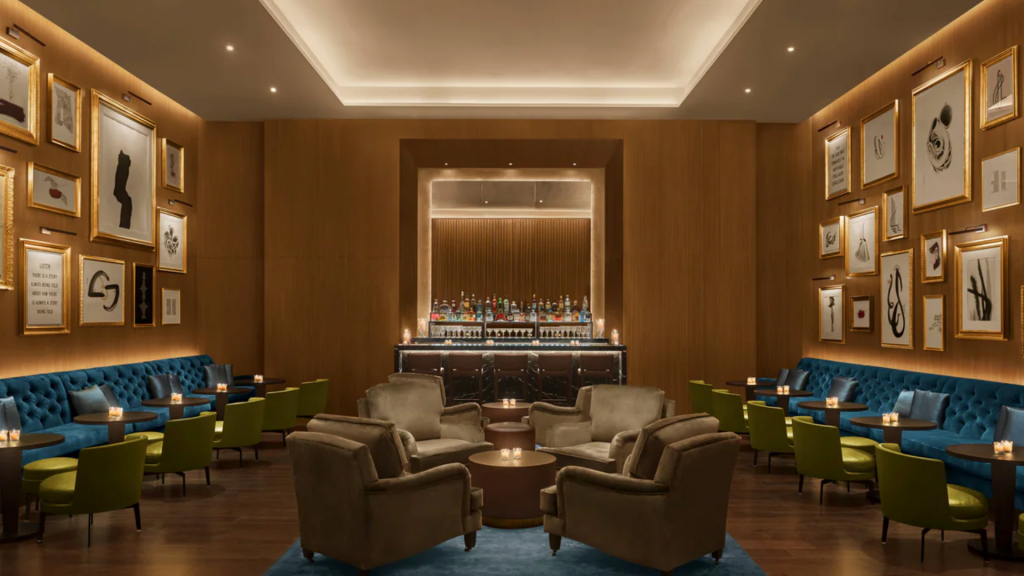 The Abu Dhabi Edition Marriott Bibliothek Bar