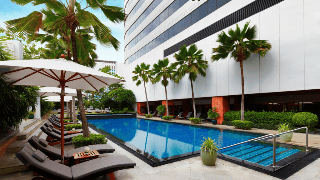 Jw Marriott Bangkok Pool 1600x900