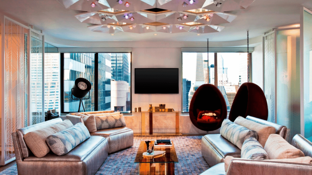 W New York Times Square Wonzimmer Extreme Wow Suite