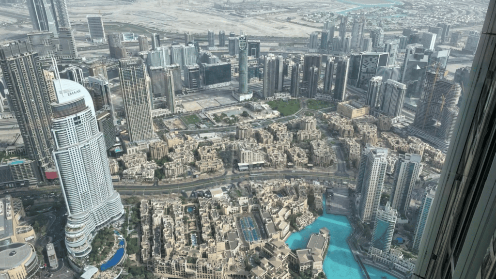 Armani Hotel Dubai Burj Khalifa Atmosphere Ausblick Stadt