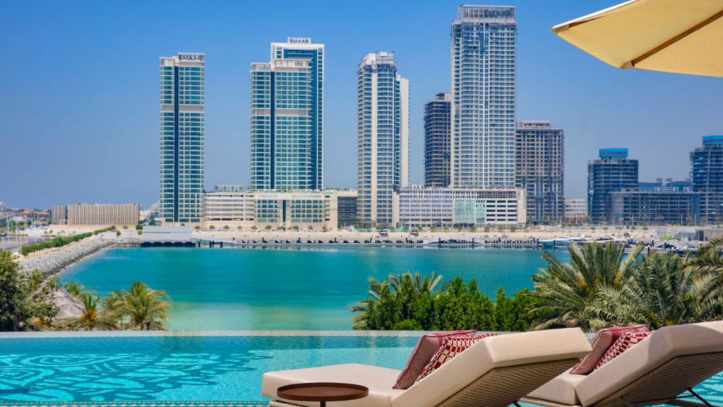 W Dubai Mina Seyahi Pool
