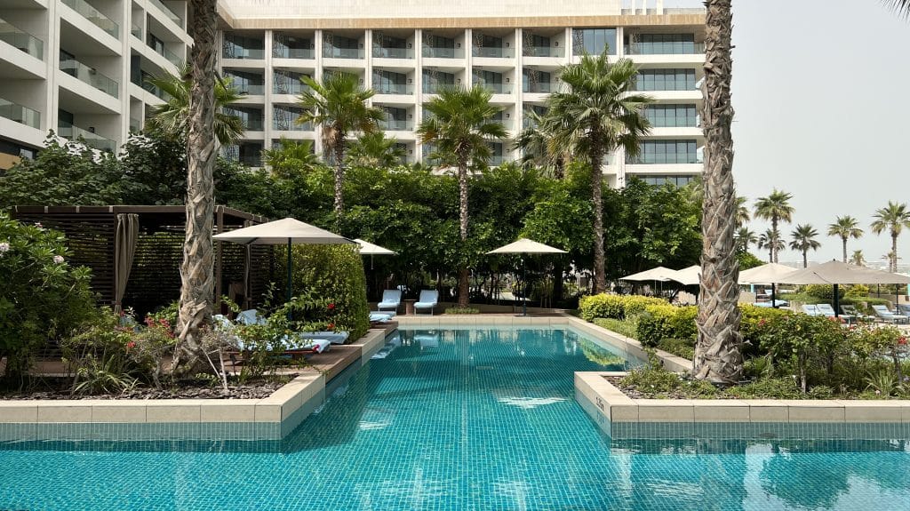 Mandarin Oriental Jumeira Dubai Pool 4