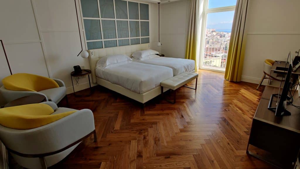 The Britannique Hotel Neapel Zimmer 3