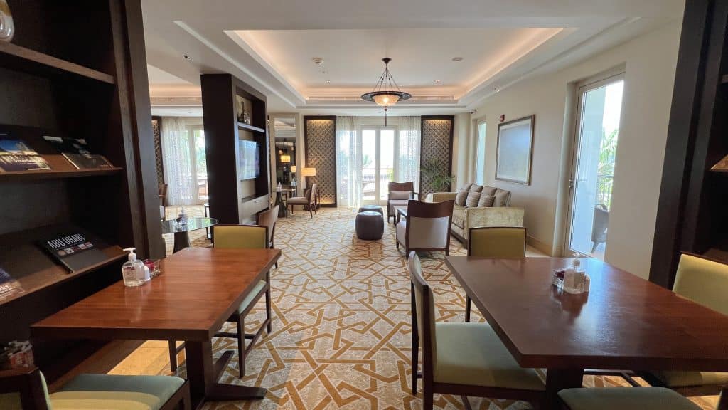 The Ritz Carlton Dubai Club Lounge 4