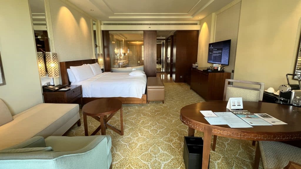 The Ritz Carlton Dubai Zimmer
