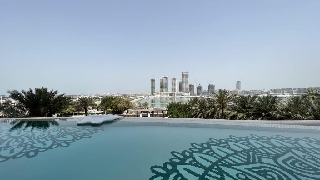W Dubai Mina Seyahi Pool 4