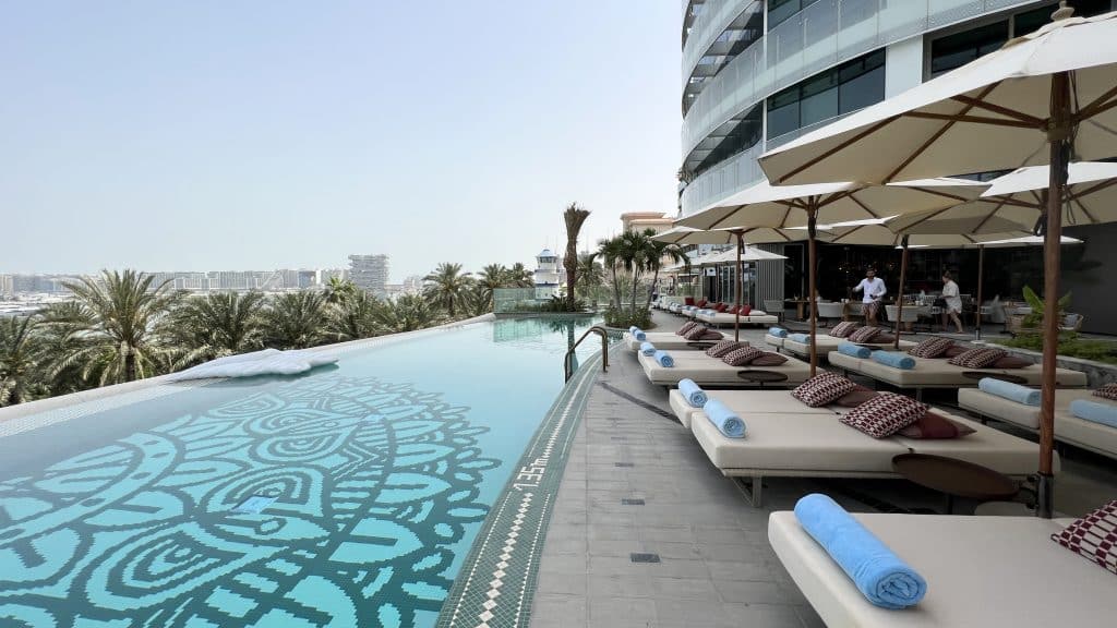 W Dubai Mina Seyahi Pool 5