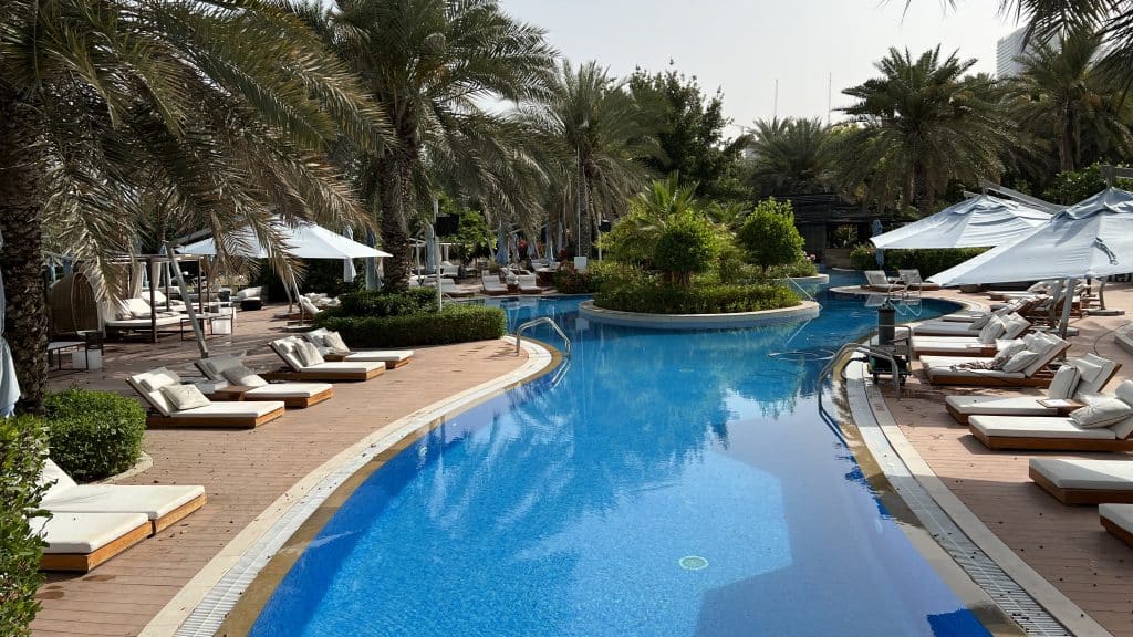 Westin Dubai Mina Seyahi Pool 4