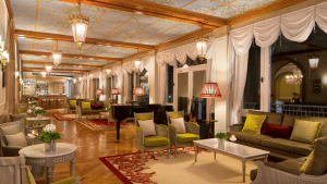 Cristallo Resort Marriott Lounge Bar